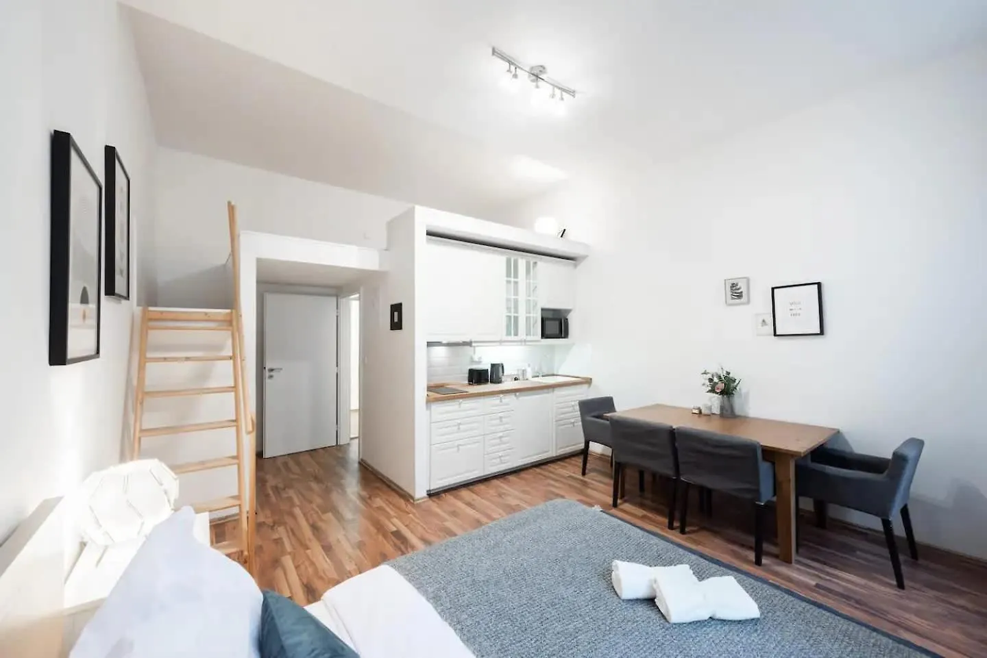 公寓 布拉格Modern Loft Getaway公寓